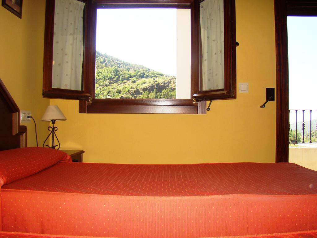 Hotel Rural Pepe Alvarez Trevélez Quarto foto
